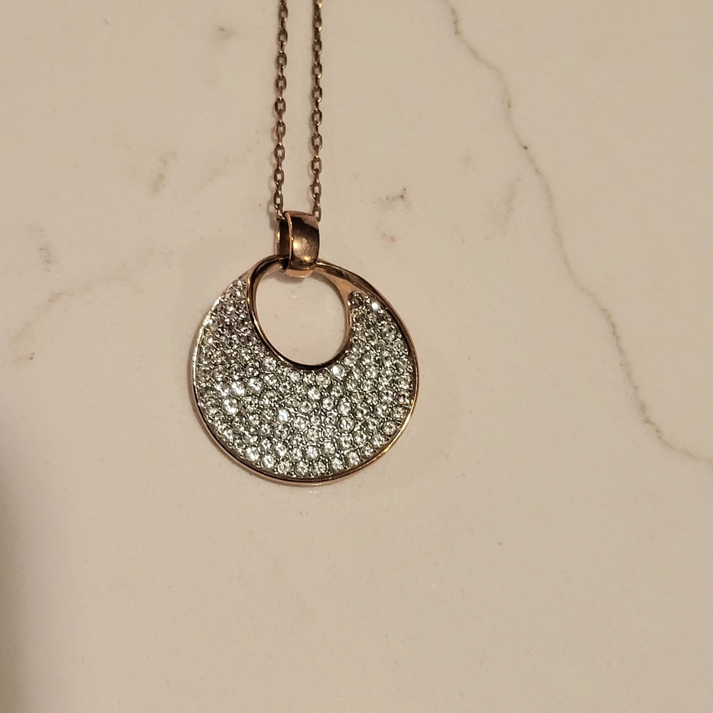 Beautiful 4 Necklace Bundle! - Picture 6 of 10